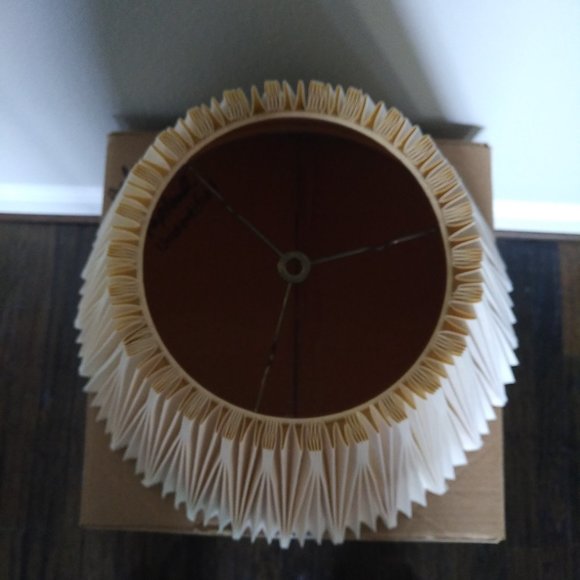 LARGE 18" W BOTTOM x 9" W TOP x 12" H BEIGE HARD PLEATED SHADE WITH BRAS… - Picture 10 of 12